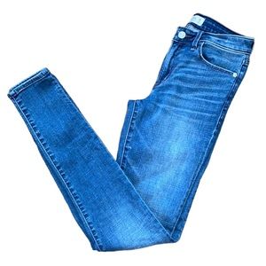 Abercrombie & Fitch Super Skinny Jeans